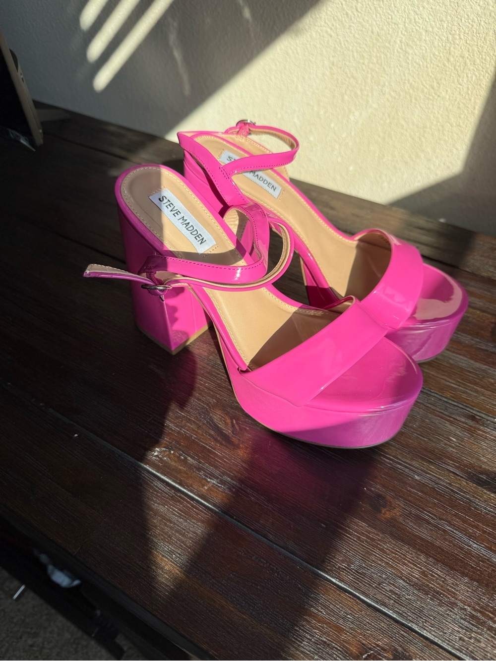 Steve Madden Hot Pink Patent Platform Sandals